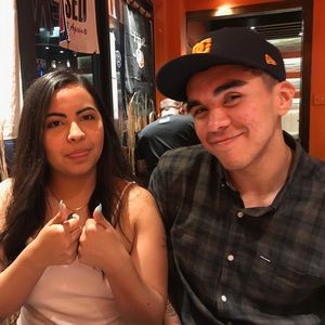 Meet your Posher, Elias